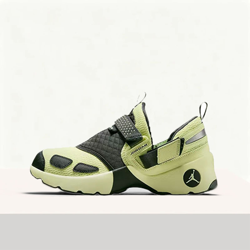 Nike Air Jordan Trunner LX Wom - Women'S Shoes Nike Jordan avis et prix
