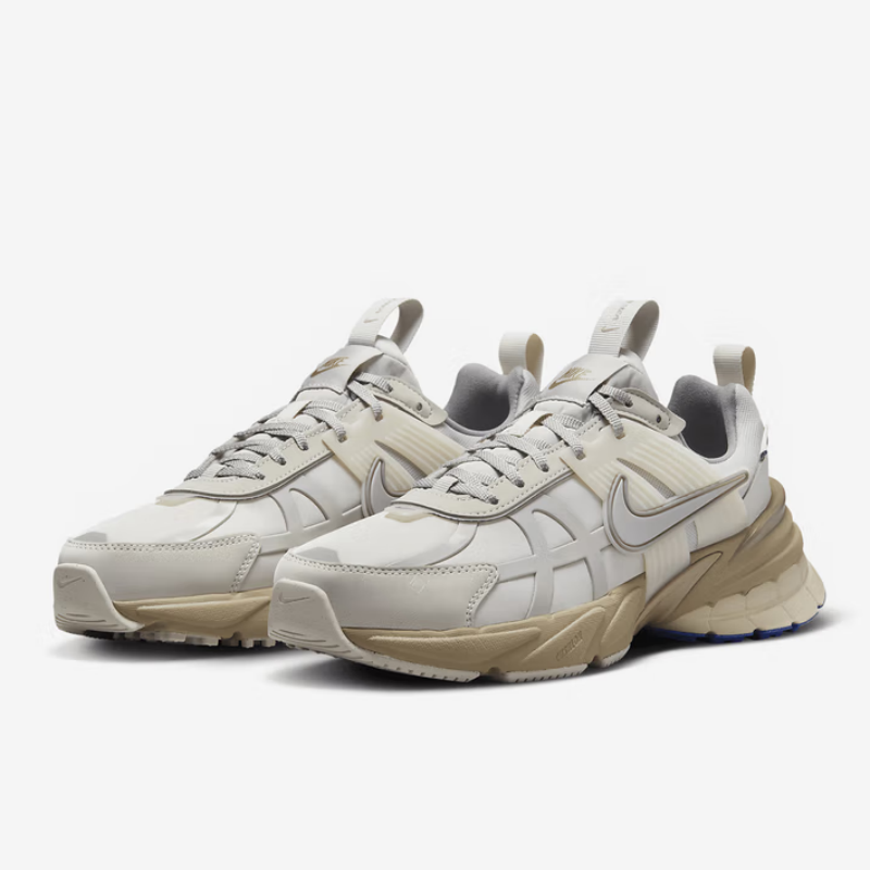 Nike's New Thick-Soled Dual-De - Women Shoes Must Have avis et prix